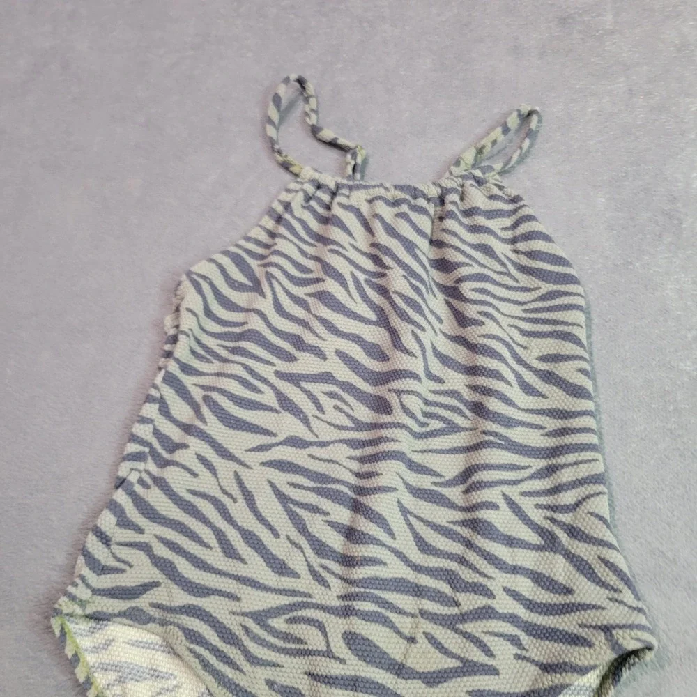 Zara dive into